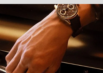 沙夫豪森IWC万国表推出受梅赛德斯奔驰AMGG63启发的特别版腕表